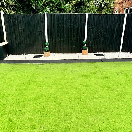 Ferienwohnung Contractor Haven- 3Bdr Crew House, Free Parking, Fast Wifi & Private Garden Nottingham Exterior foto