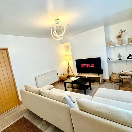 Ferienwohnung Contractor Haven- 3Bdr Crew House, Free Parking, Fast Wifi & Private Garden Nottingham Exterior foto