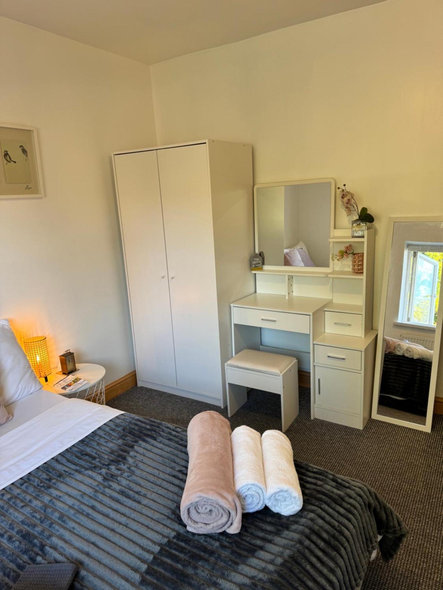 Ferienwohnung Contractor Haven- 3Bdr Crew House, Free Parking, Fast Wifi & Private Garden Nottingham Exterior foto