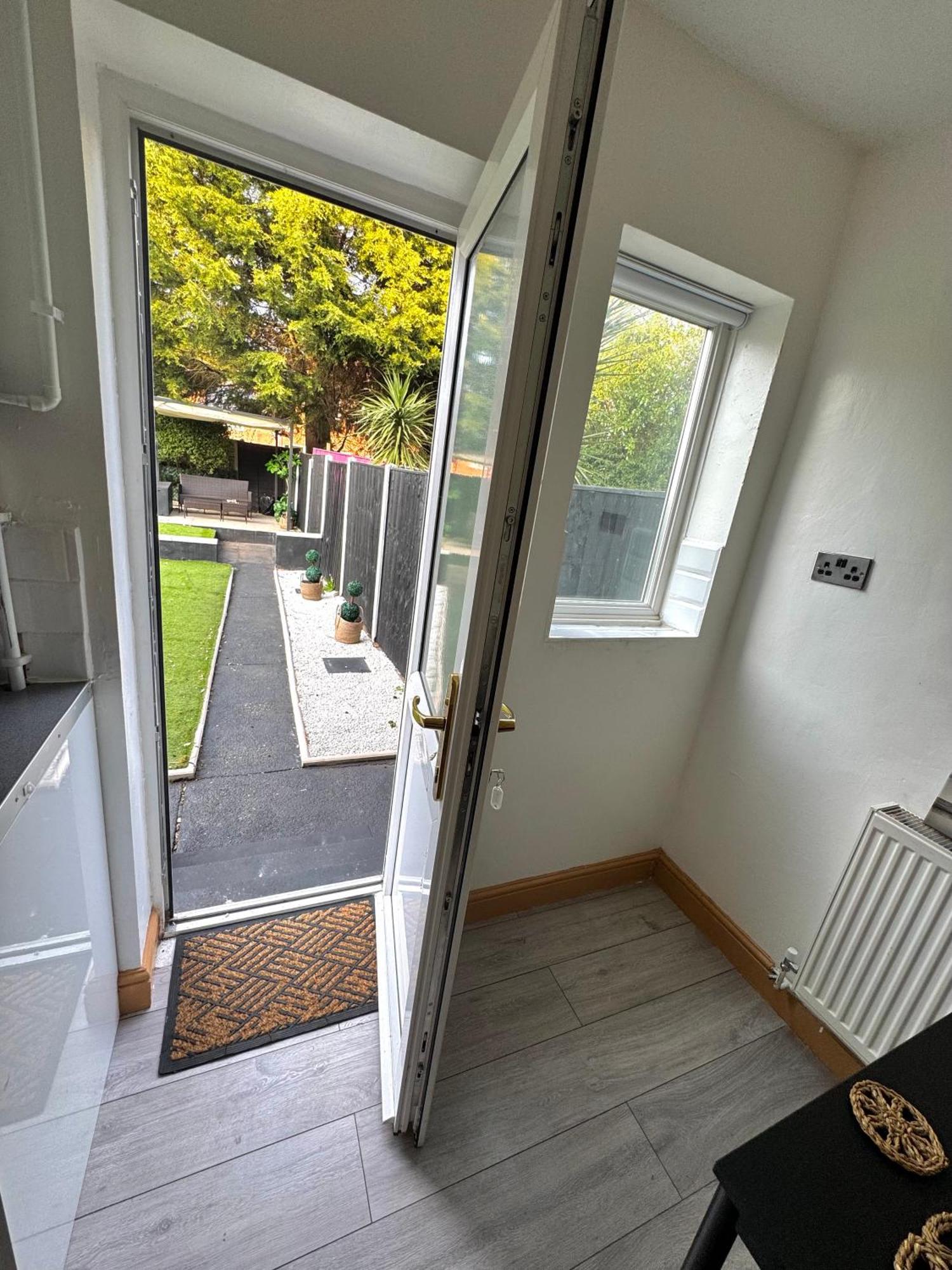 Ferienwohnung Contractor Haven- 3Bdr Crew House, Free Parking, Fast Wifi & Private Garden Nottingham Exterior foto