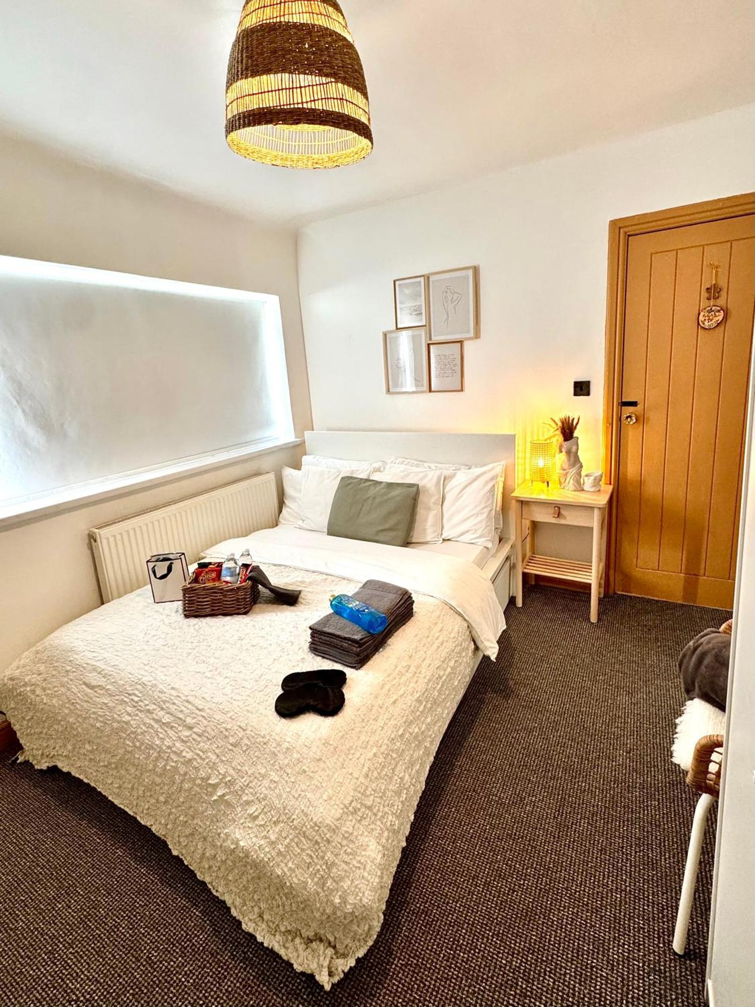 Ferienwohnung Contractor Haven- 3Bdr Crew House, Free Parking, Fast Wifi & Private Garden Nottingham Exterior foto